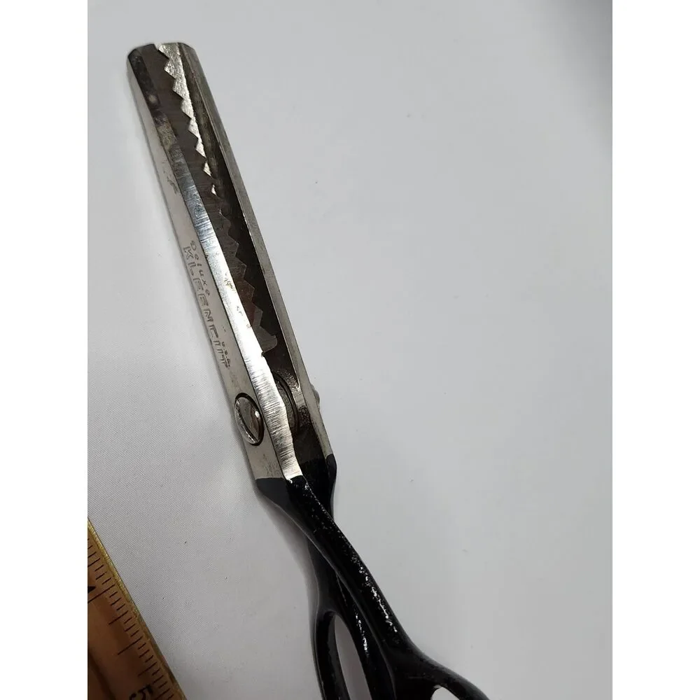 Deluxe Kleencut Serrated Scissors – Vintage USA